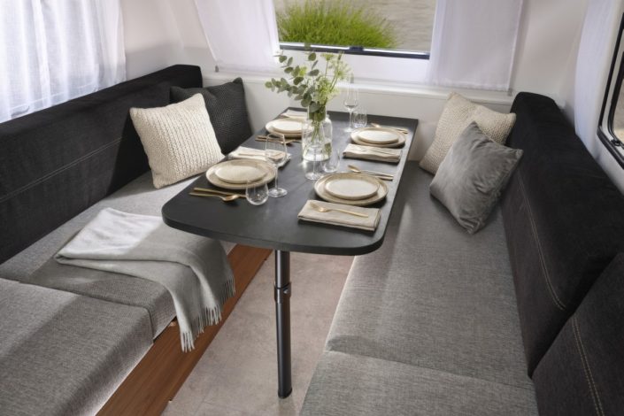 Caravelair Alba 325 2 (2)